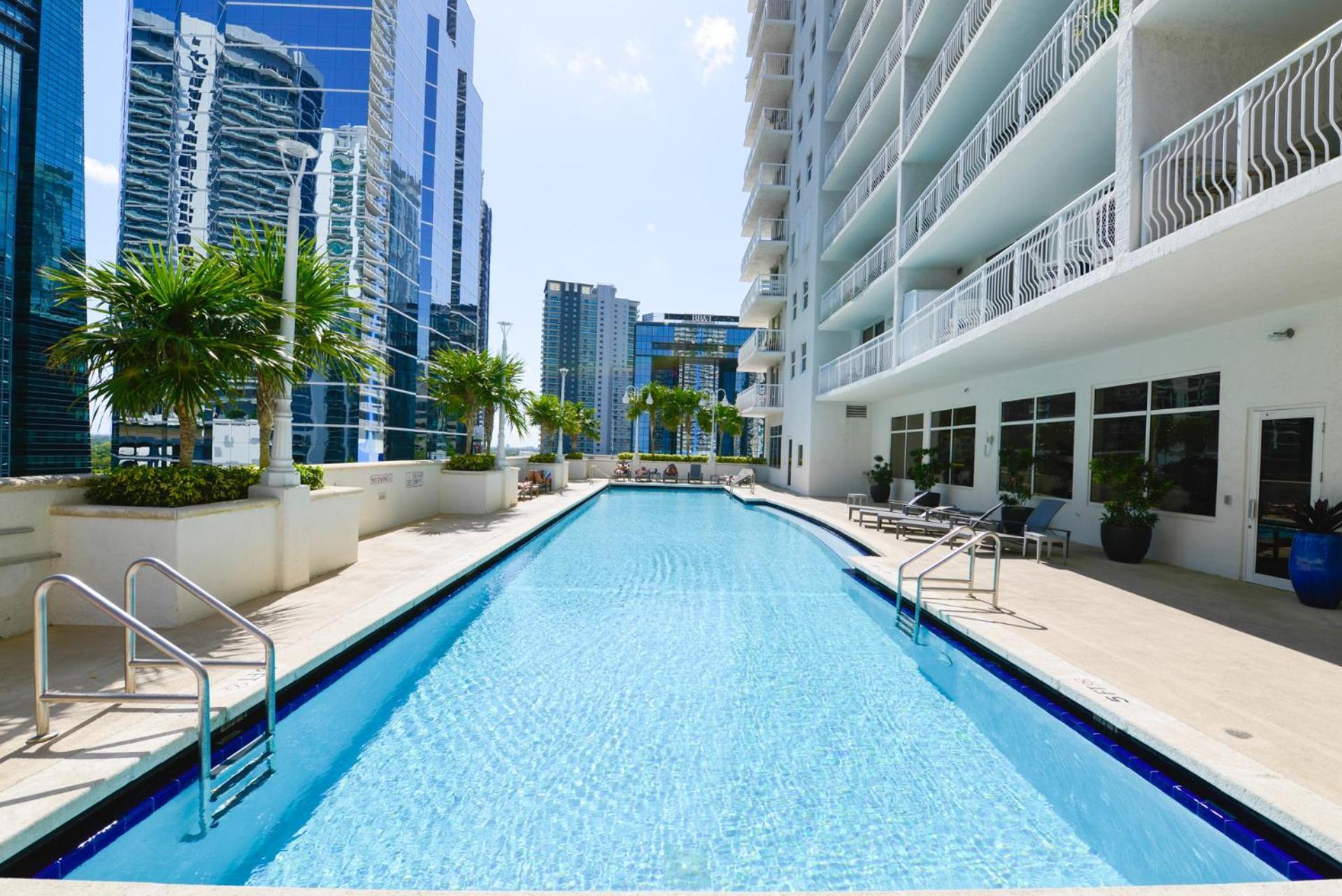 Amazing 3 Bedroom Condo At Brickell With Pool 마이애미 외부 사진