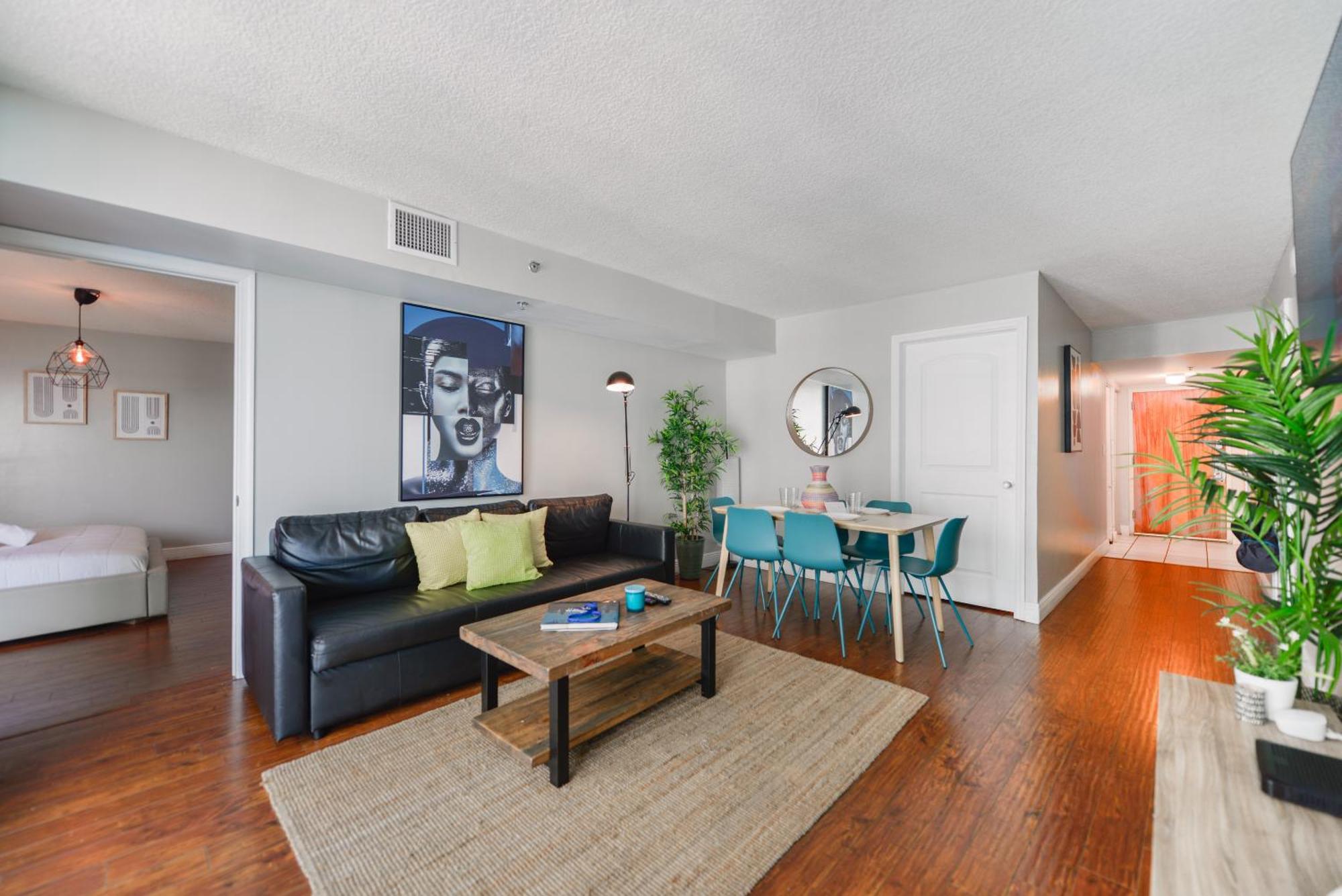 Amazing 3 Bedroom Condo At Brickell With Pool 마이애미 외부 사진